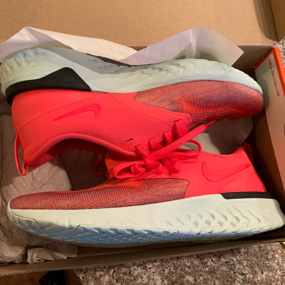 Nike Odyssey React Flyknit 2